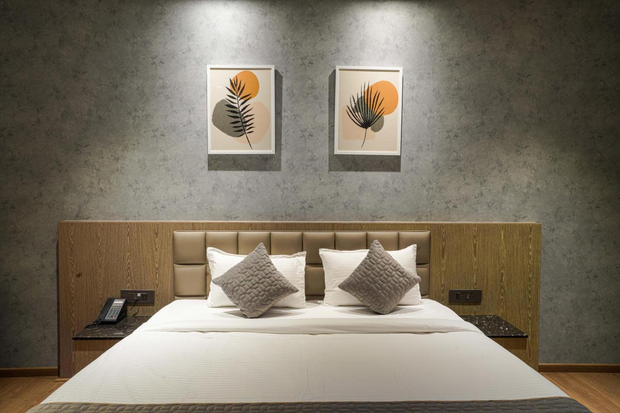 Hotel Tulips Grand 海得拉巴 外观 照片