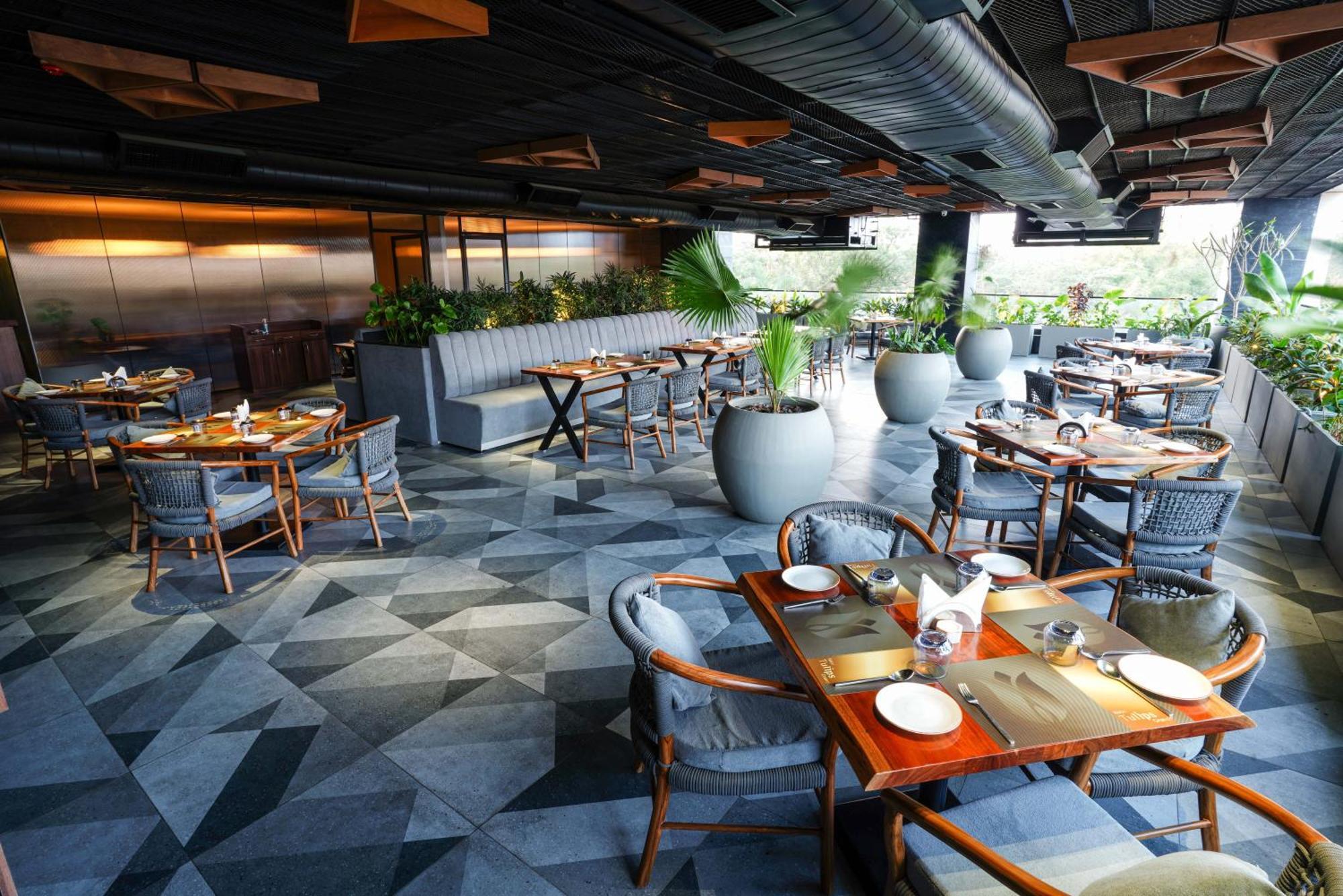Hotel Tulips Grand 海得拉巴 外观 照片